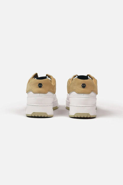 Club B Leather Trainer